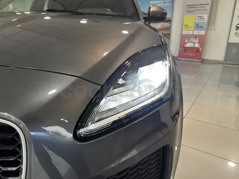 Usado Jaguar E-Pace 150 HP (110 kW) 2019 Cinzento SUV