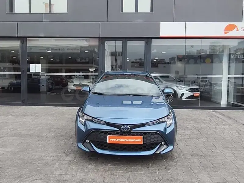 Usado Toyota Corolla Active 140 CV (102 kW) 2023 Azul Berlina