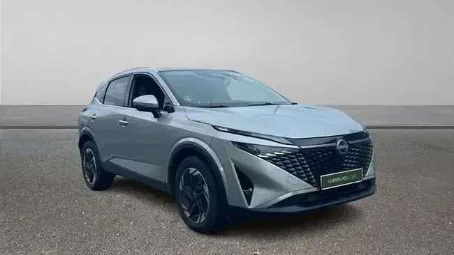 Usado Nissan Qashqai N-Connecta 140 CV (102 kW) 2024 Gris SUV