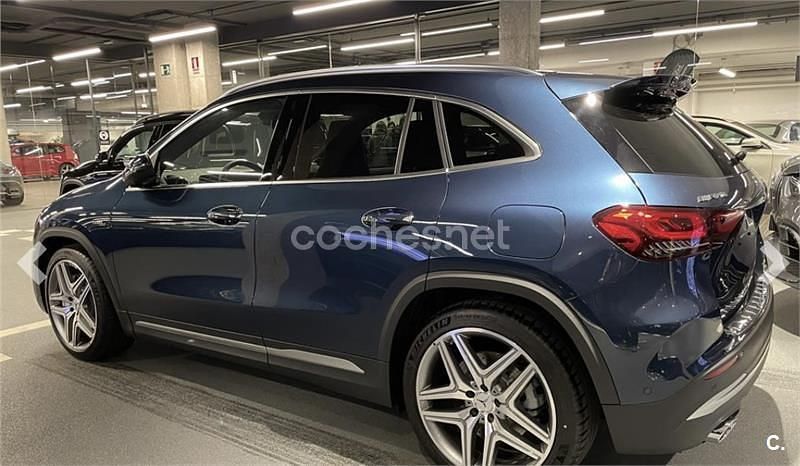 Usado Mercedes GLA35 AMG 306 CV (225 kW) 2021 Azul SUV