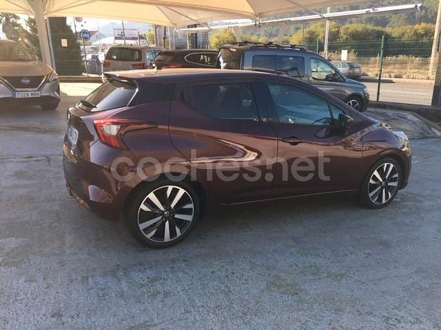 Usado Nissan Micra Tekna 92 CV (67 kW) 2021 Granate Utilitario