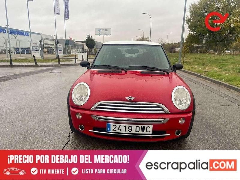 Usado Mini Cooper 120 CV (88 kW) 2006 Rojo Utilitario