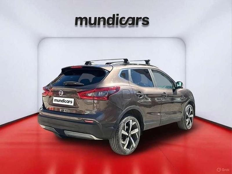 Usado Nissan Qashqai Tekna 131 CV (96 kW) 2017 Marrón SUV