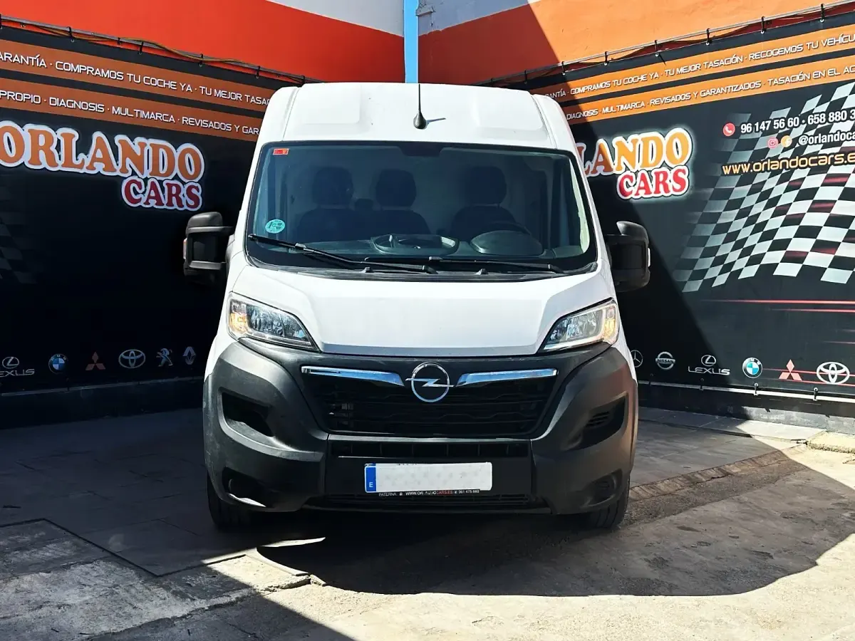 Usado Opel Movano 140 CV (102 kW) 2023 Blanco Van