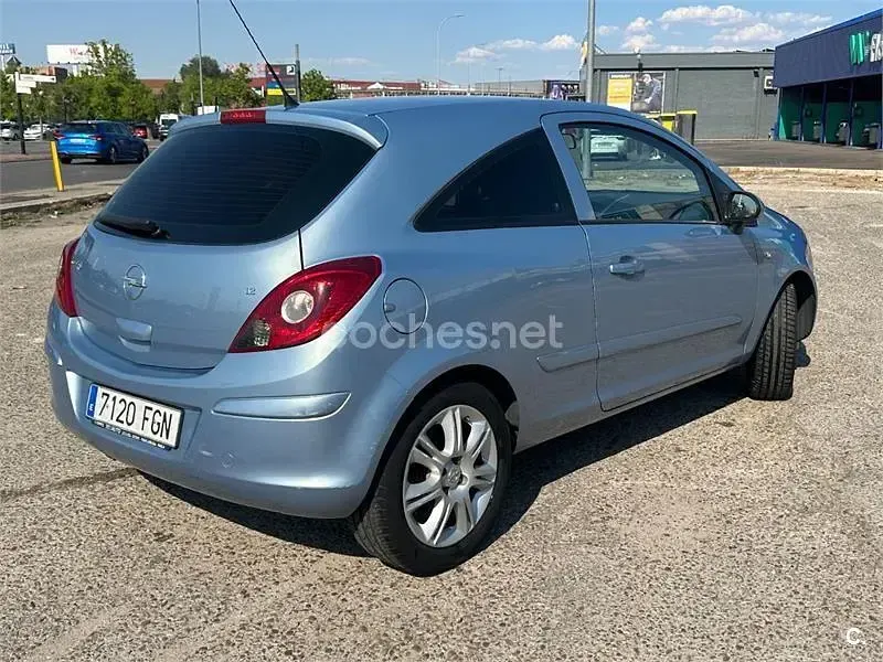 Usado Opel Corsa Enjoy 80 CV (58 kW) 2006 Azul Utilitario