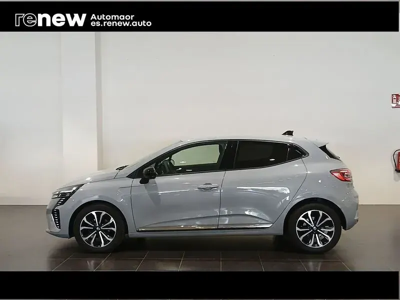 Usado Renault Clio V Techno 100 CV (73 kW) 2025 Gris Berlina