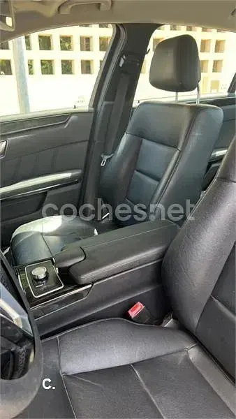 Usado Mercedes E300 231 CV (169 kW) 2012 Negro Berlina