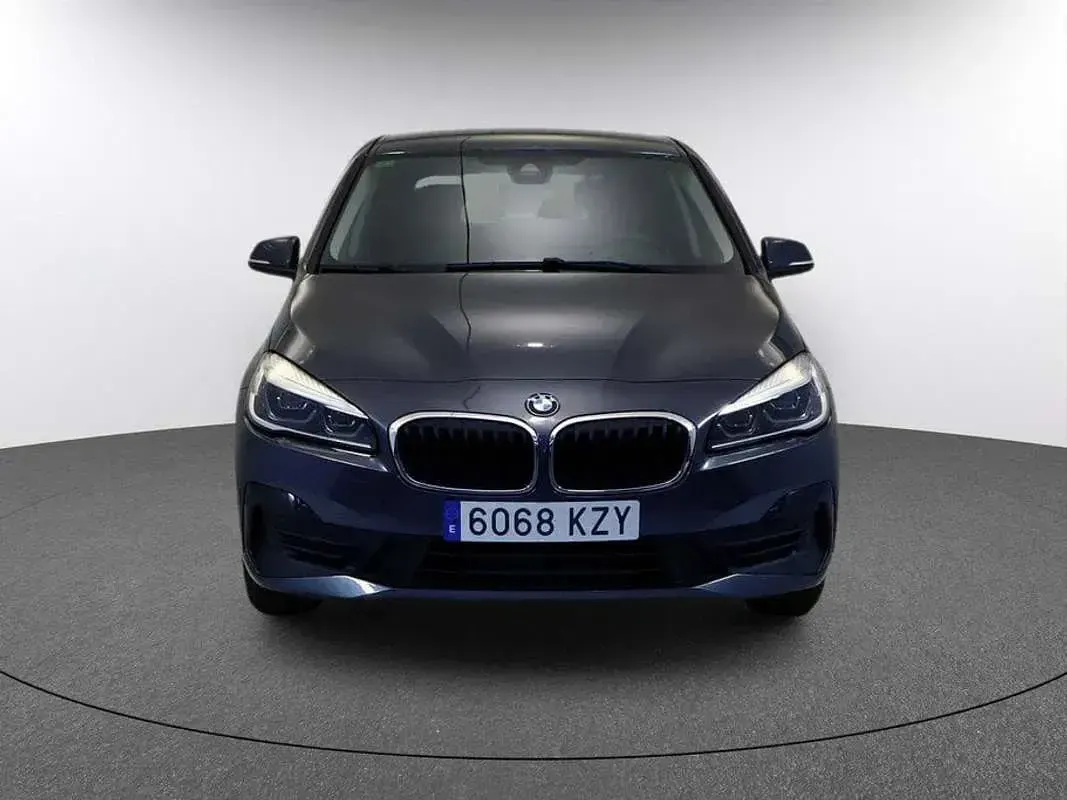 Usado BMW 225 Active Tourer iPerformance 224 CV (164 kW) 2019 Gris Monovolumen
