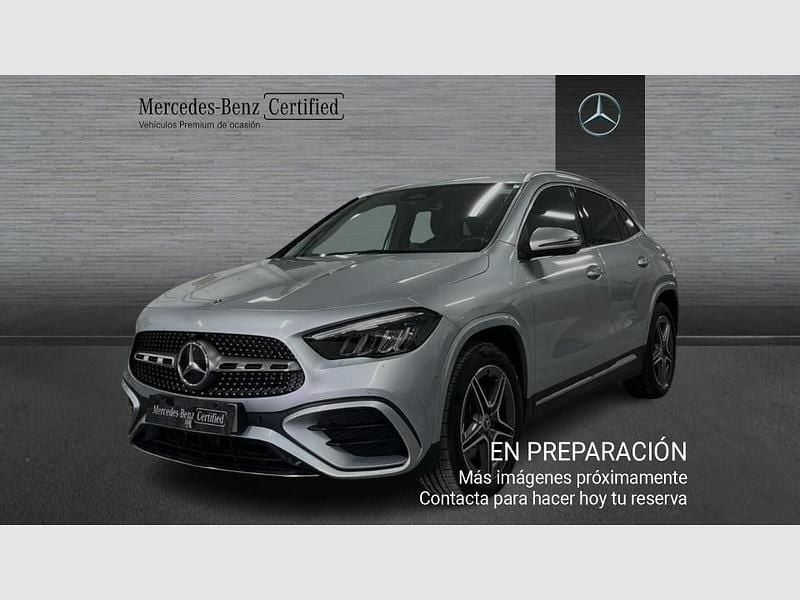 Blanco Usado 2025 Mercedes GLA250 AMG line SUV | 43.490 € (Precio justo) - Imagen 1/4