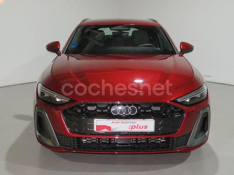 Usado Audi A5 S-Line 299 CV (219 kW) 2025 Granate Familiar