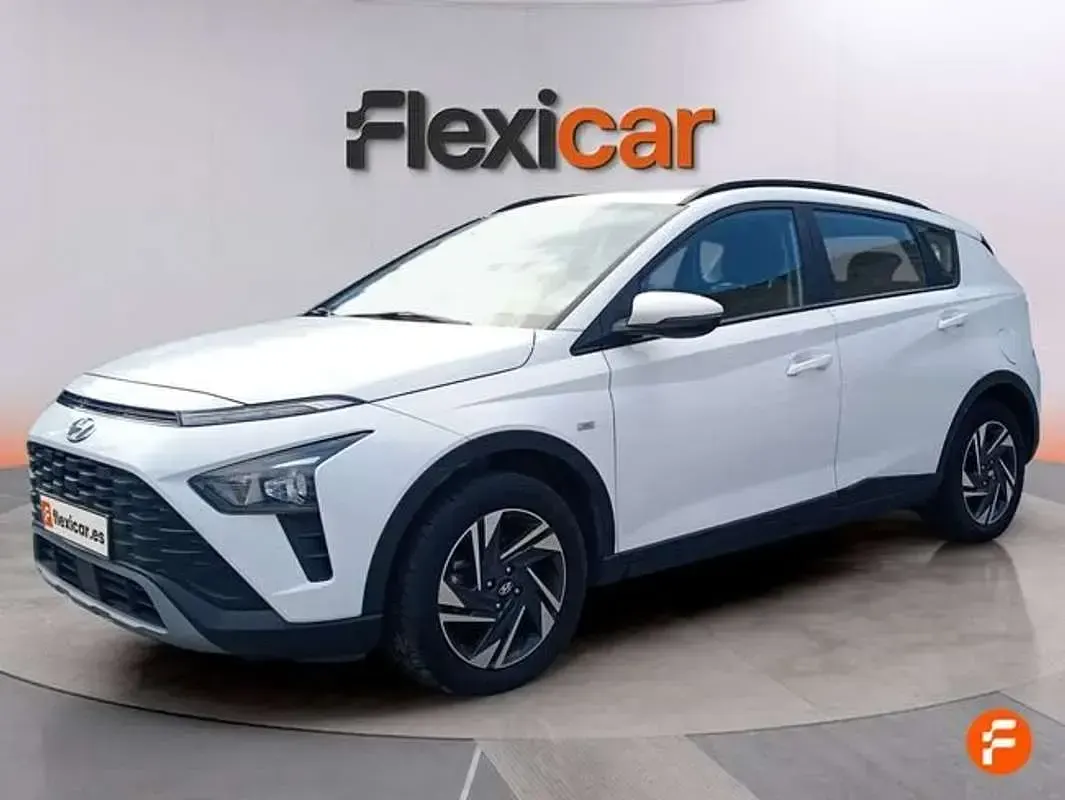 Usado Hyundai Bayon 101 CV (74 kW) 2023 Blanco SUV
