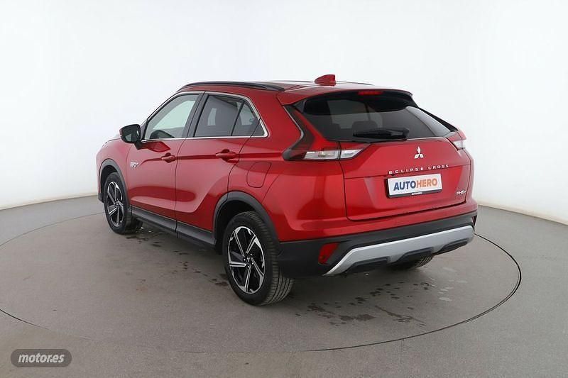 Usado Mitsubishi Eclipse Cross 188 CV (138 kW) 2021 Rojo SUV