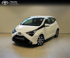 Bronce Usado 2019 Toyota Aygo X-play Utilitario | 11.890 € (Un poco caro) - Imagen 1/4
