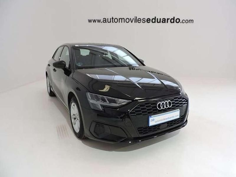Usado Audi A3 Sportback Advanced 110 CV (80 kW) 2022 Negro Utilitario