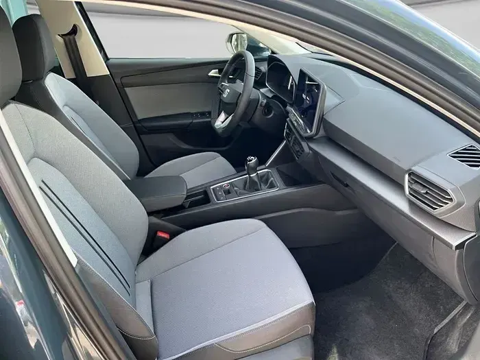 Usado Seat Leon Style 116 CV (85 kW) 2026 Azul