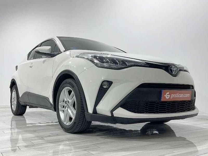 Usado Toyota C-HR Active 122 CV (89 kW) 2021 Blanco SUV