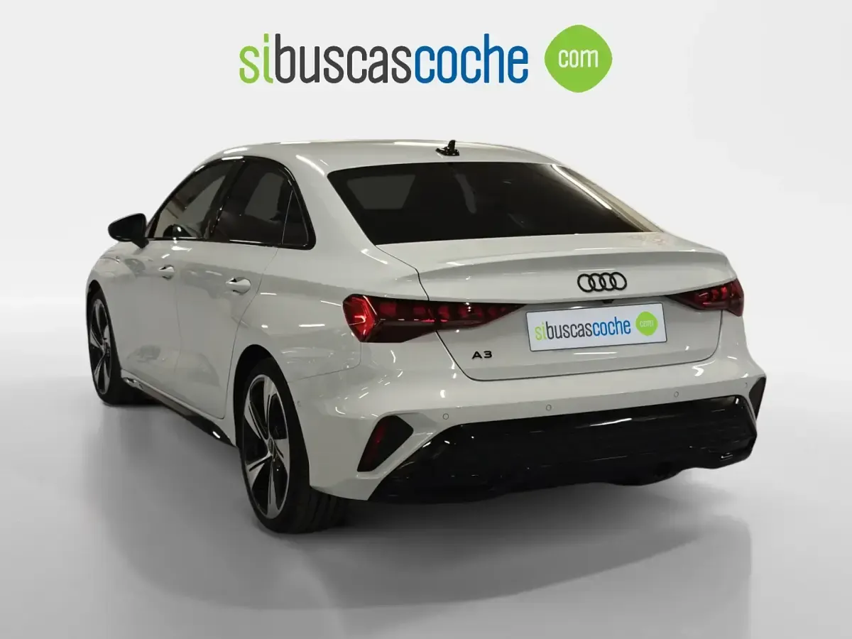 Usado Audi A3 150 CV (110 kW) 2025 Blanco Berlina