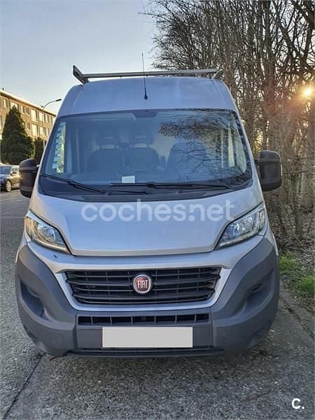 Usado Fiat Ducato 127 CV (93 kW) 2006 Gris / plata Van