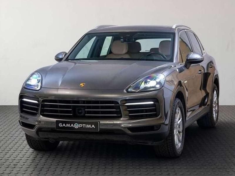 Usado Porsche Cayenne 462 CV (339 kW) 2019 Gris SUV