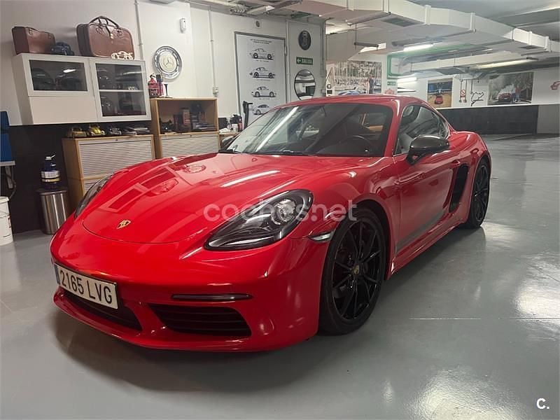 Rojo Usado 2021 Porsche 718 Cayman T Coupe | 78.000 € - Imagen 1/4