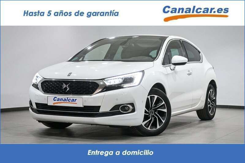 Blanco Usado 2017 DS Automobiles DS4 Design Berlina | 8772 € (Precio justo) - Imagen 1/4