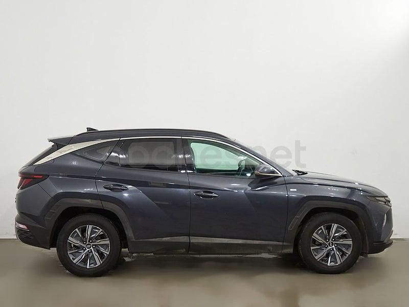 Usado Hyundai Tucson 150 CV (110 kW) 2021 Gris / plata SUV