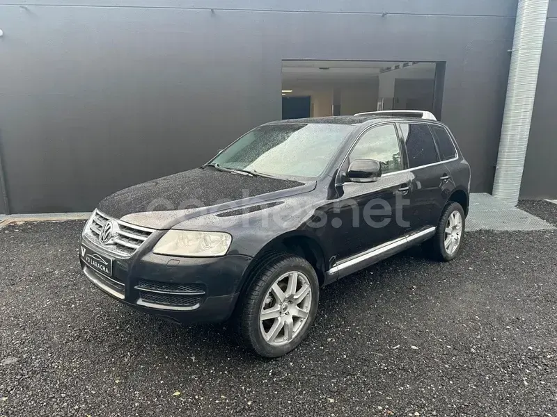 Usado VW Touareg 225 CV (165 kW) 2005 Negro SUV