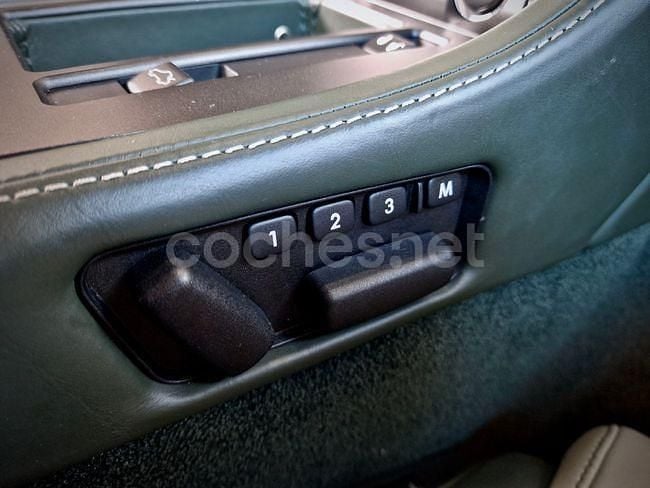 Usado Aston Martin V8 Vantage 420 CV (308 kW) 2011 Verde Coupe