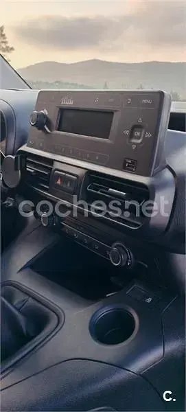 Usado Citroën Berlingo Live 102 CV (75 kW) 2020 Blanco Monovolumen