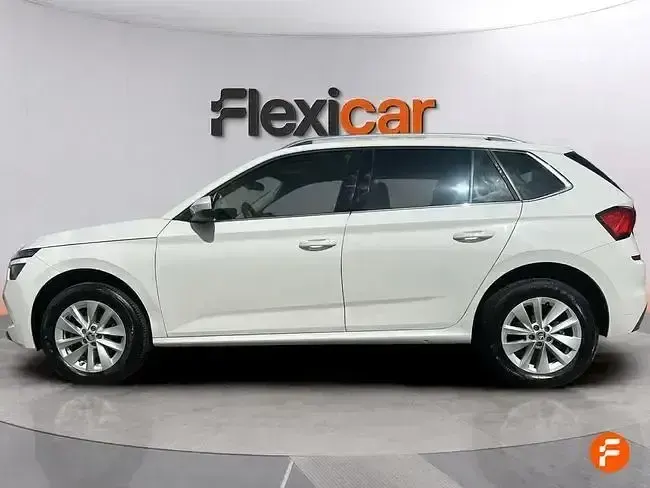 Usado Skoda Kamiq Ambition 110 CV (80 kW) 2023 Blanco SUV