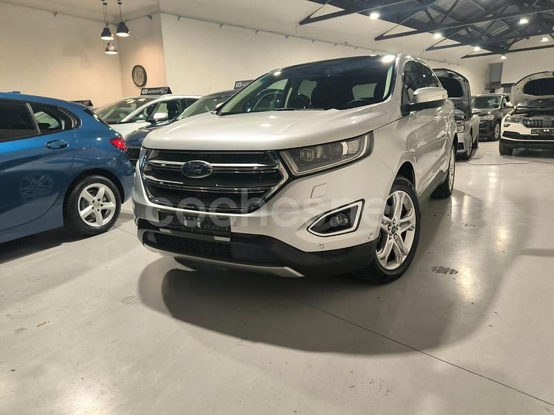 Begagnad Ford Edge Titanium 180 HK (132 kW) 2018 Grå SUV