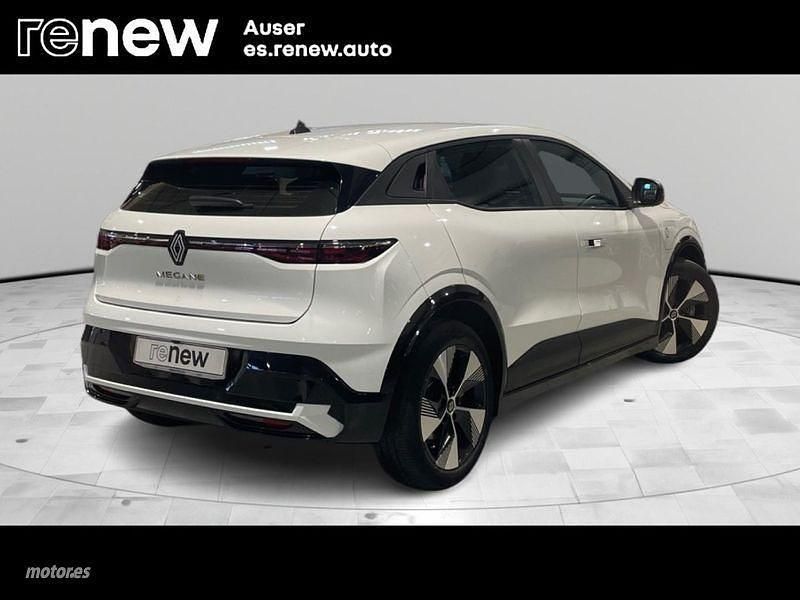 Usado Renault Megane E-Tech Equilibre 95 kW (130 CV) 2023 Blanco Berlina