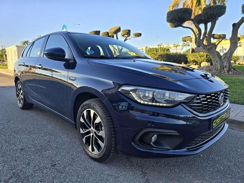Azul Usado 2020 Fiat Tipo Mirror Familiar | 9900 € (Buen precio) - Imagen 1/4