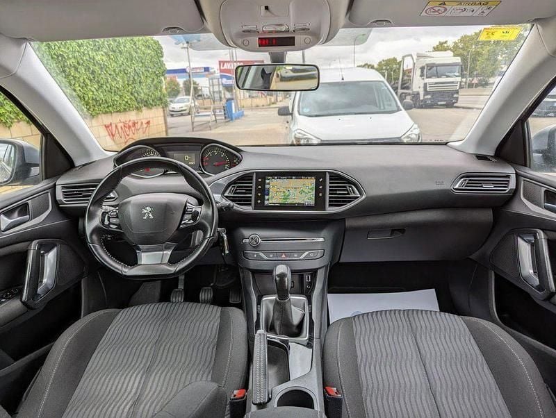 Usado Peugeot 308 SW Business-Line 100 CV (73 kW) 2016 Gris Familiar