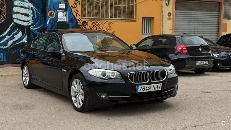 Usado BMW 528 258 CV (189 kW) 2012 Negro Berlina