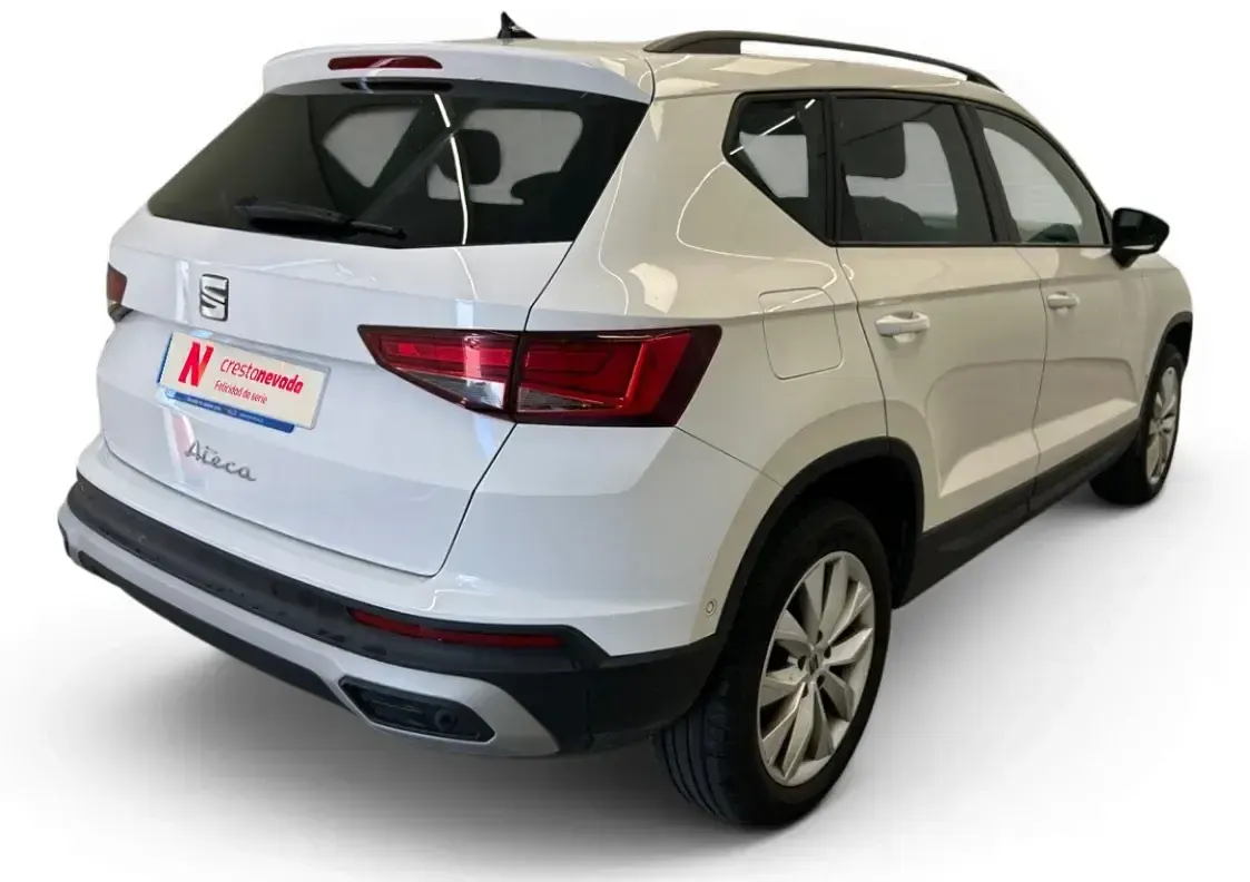 Usado Seat Ateca Style 110 CV (80 kW) 2021 Blanco SUV