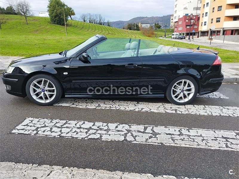 Usado Saab 9-3 Aero 210 CV (154 kW) 2005 Negro Descapotable