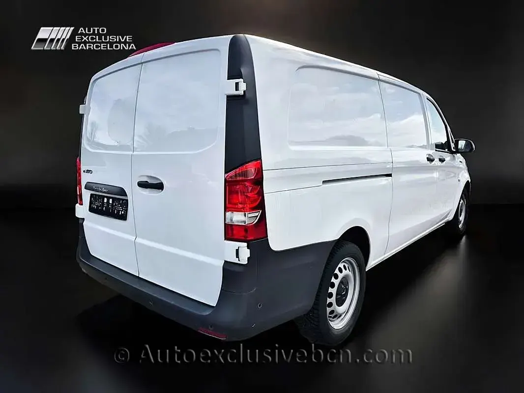 Usado Mercedes e-Vito 85 kW (116 CV) 2023 Blanco Van