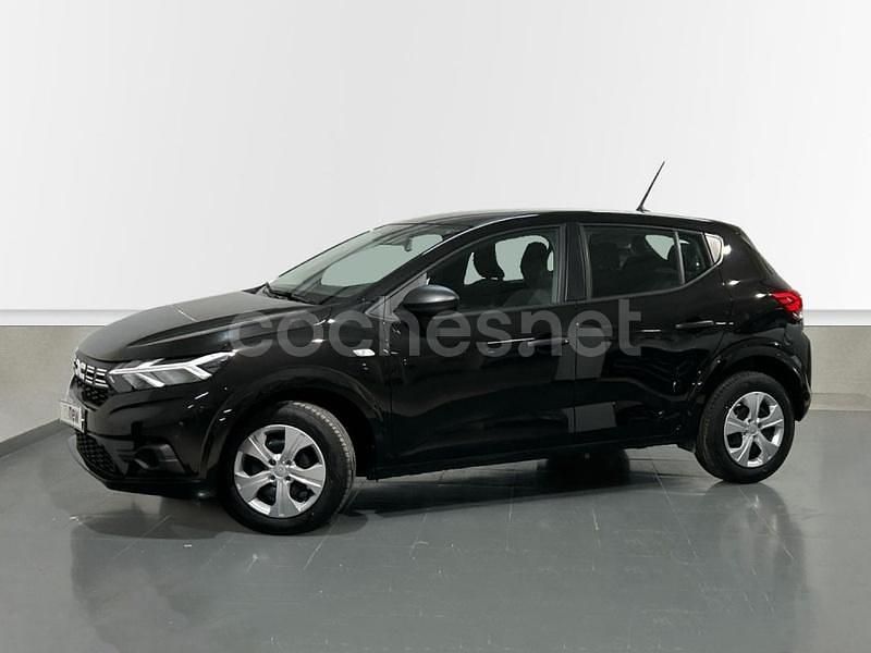 Blanco Nuevo 2025 Dacia Sandero Essentiel Utilitario | 17.630 € - Imagen 1/4