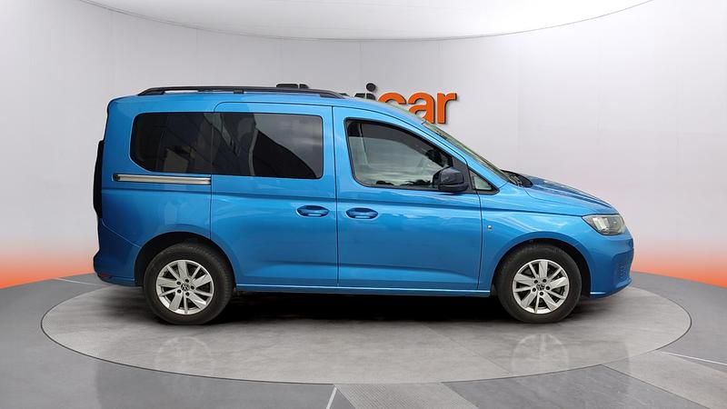 Usado VW Caddy California 102 CV (75 kW) 2024 Azul Monovolumen
