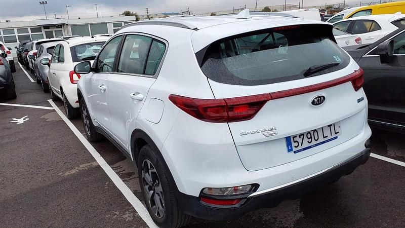Usado Kia Sportage 136 CV (100 kW) 2021 Blanco SUV