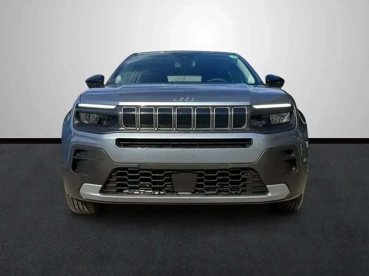 Nuevo Jeep Avenger EV Altitude 114 kW (156 CV) 2025 Gris SUV