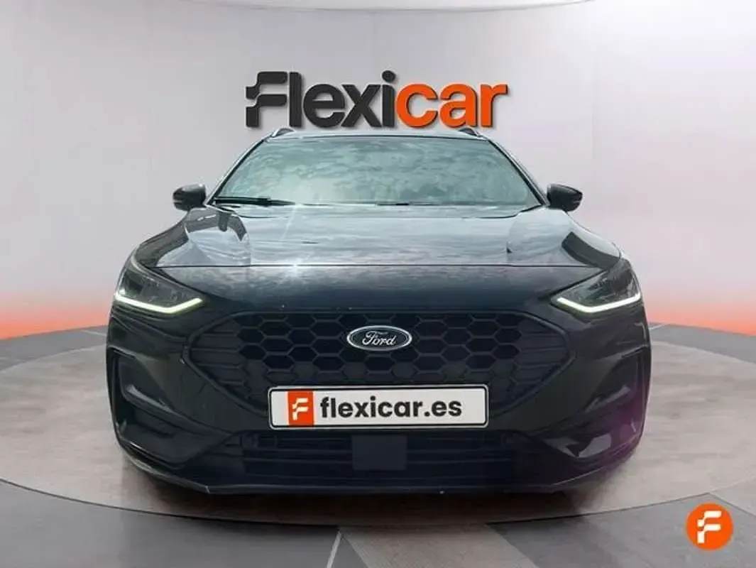 Usado Ford Focus ST-Line X 155 CV (114 kW) 2024 Negro Familiar