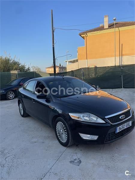 Usado Ford Mondeo 125 CV (91 kW) 2009 Negro Berlina