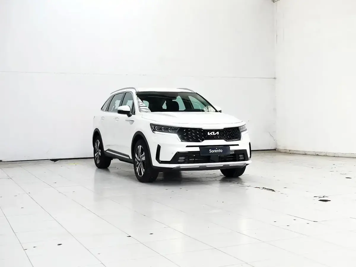 Usado Kia Sorento 230 CV (169 kW) 2023 Blanco SUV