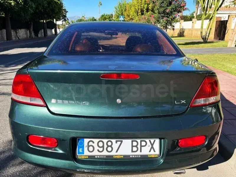 Usado Chrysler Sebring 202 CV (148 kW) 2001 Verde Berlina