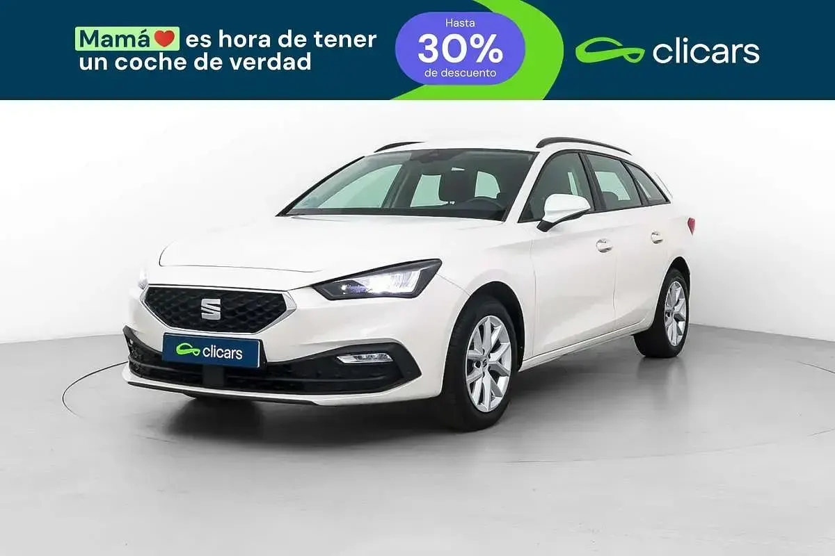 Usado Seat Leon ST Reference 116 HP (85 kW) 2022 Branco Carrinha
