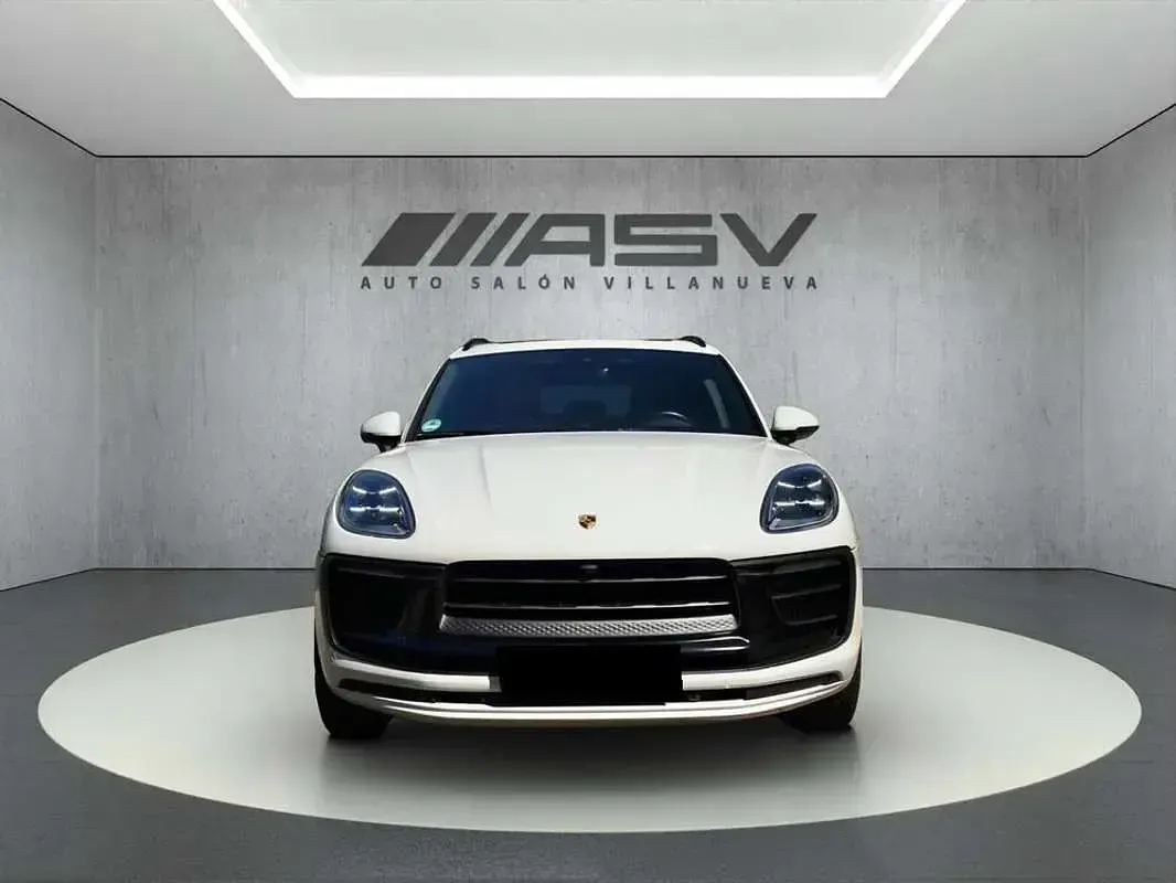 Usado Porsche Macan 441 CV (324 kW) 2023 Gris SUV