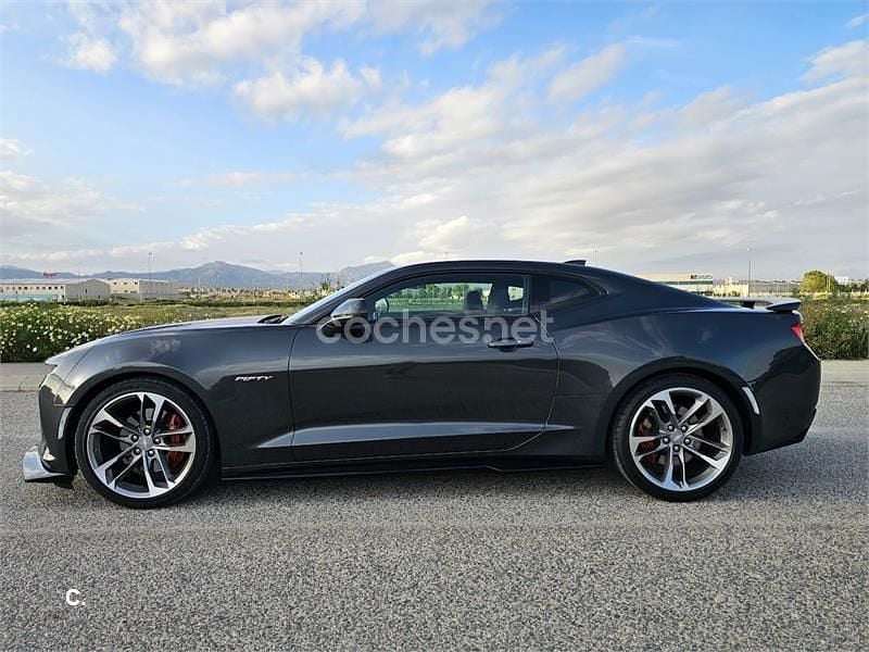 Usado Chevrolet Camaro 405 CV (297 kW) 2015 Gris / plata Coupe