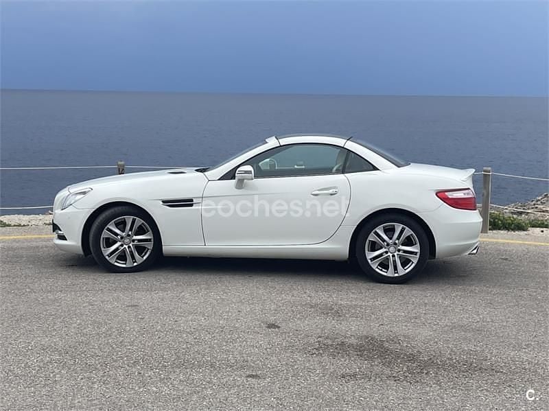 Usado Mercedes SLK200 184 CV (135 kW) 2013 Blanco Descapotable
